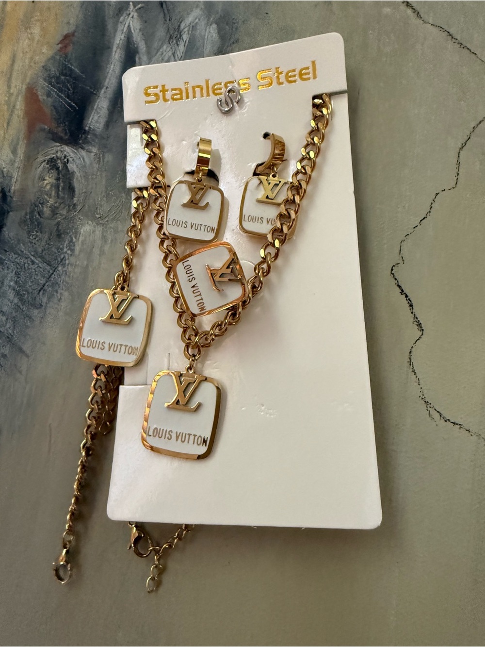 Gold and White Pendant Necklace , bracelet, Ring & Earring Set